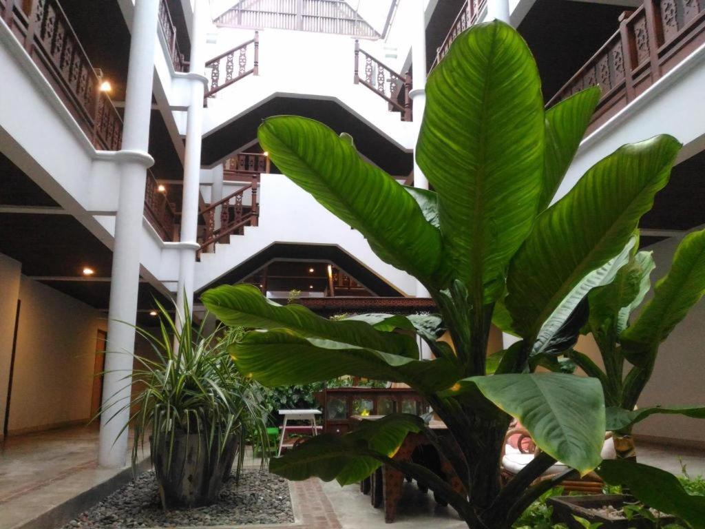 Ramada By Wyndham Phuket Southsea Hotell Karon Eksteriør bilde