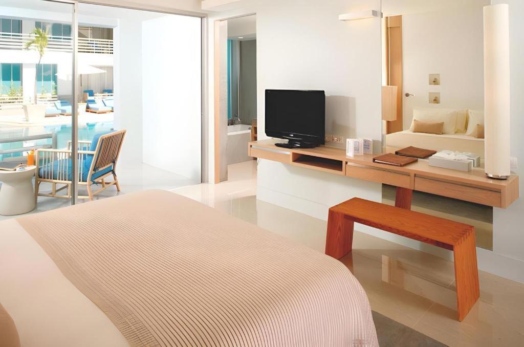 Ramada By Wyndham Phuket Southsea Hotell Karon Eksteriør bilde